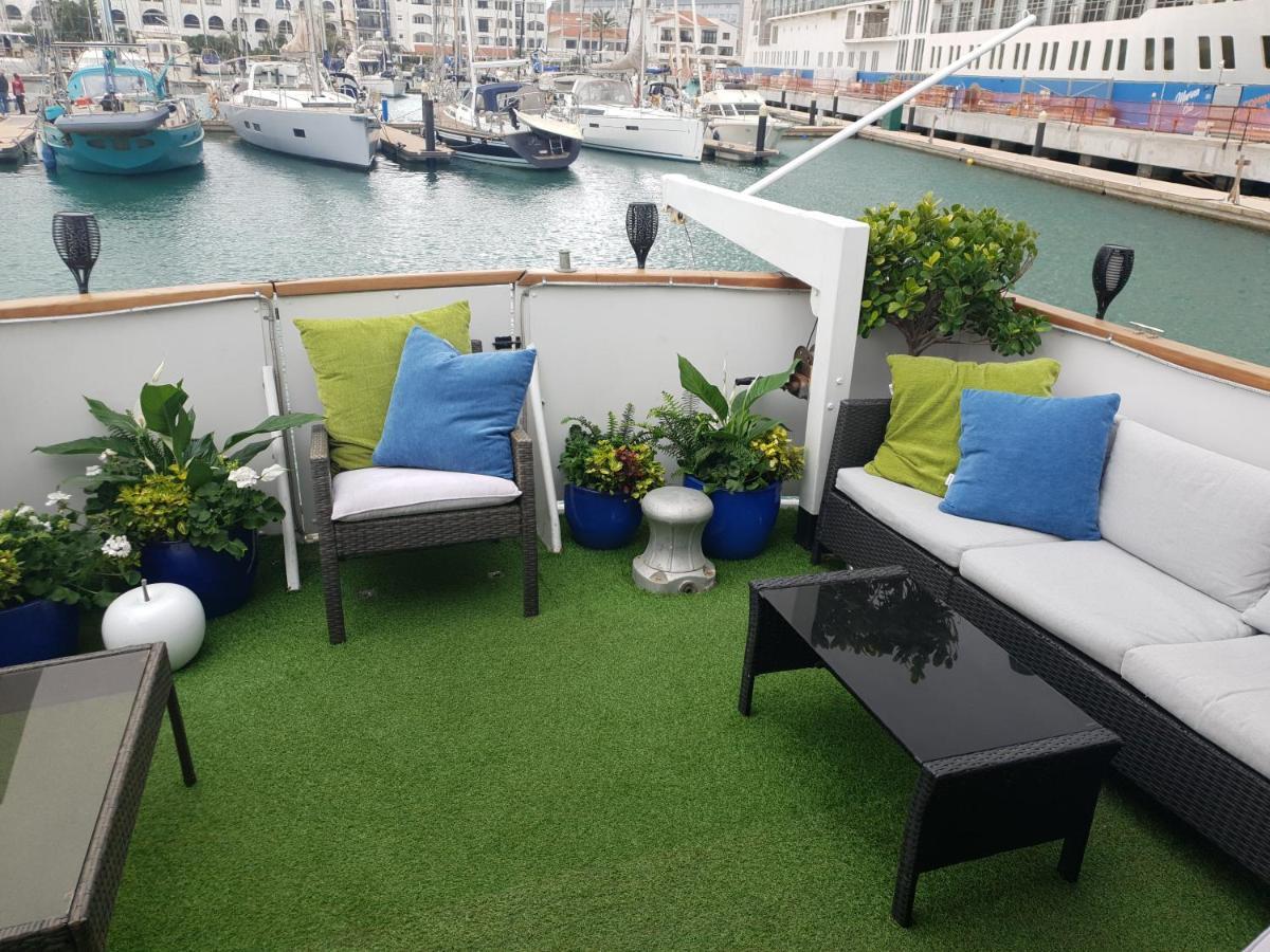 Jasmine Coral Jay Boutique Boatel Ocean Village 지브롤터 외부 사진
