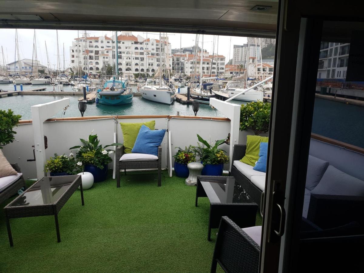 Jasmine Coral Jay Boutique Boatel Ocean Village 지브롤터 외부 사진