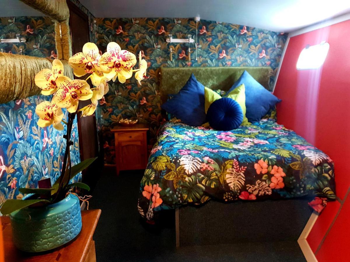 Jasmine Coral Jay Boutique Boatel Ocean Village 지브롤터 외부 사진