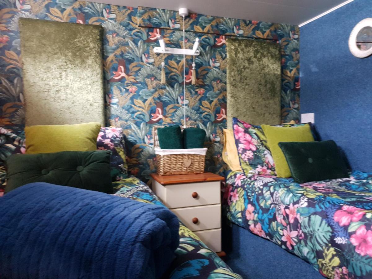 Jasmine Coral Jay Boutique Boatel Ocean Village 지브롤터 외부 사진