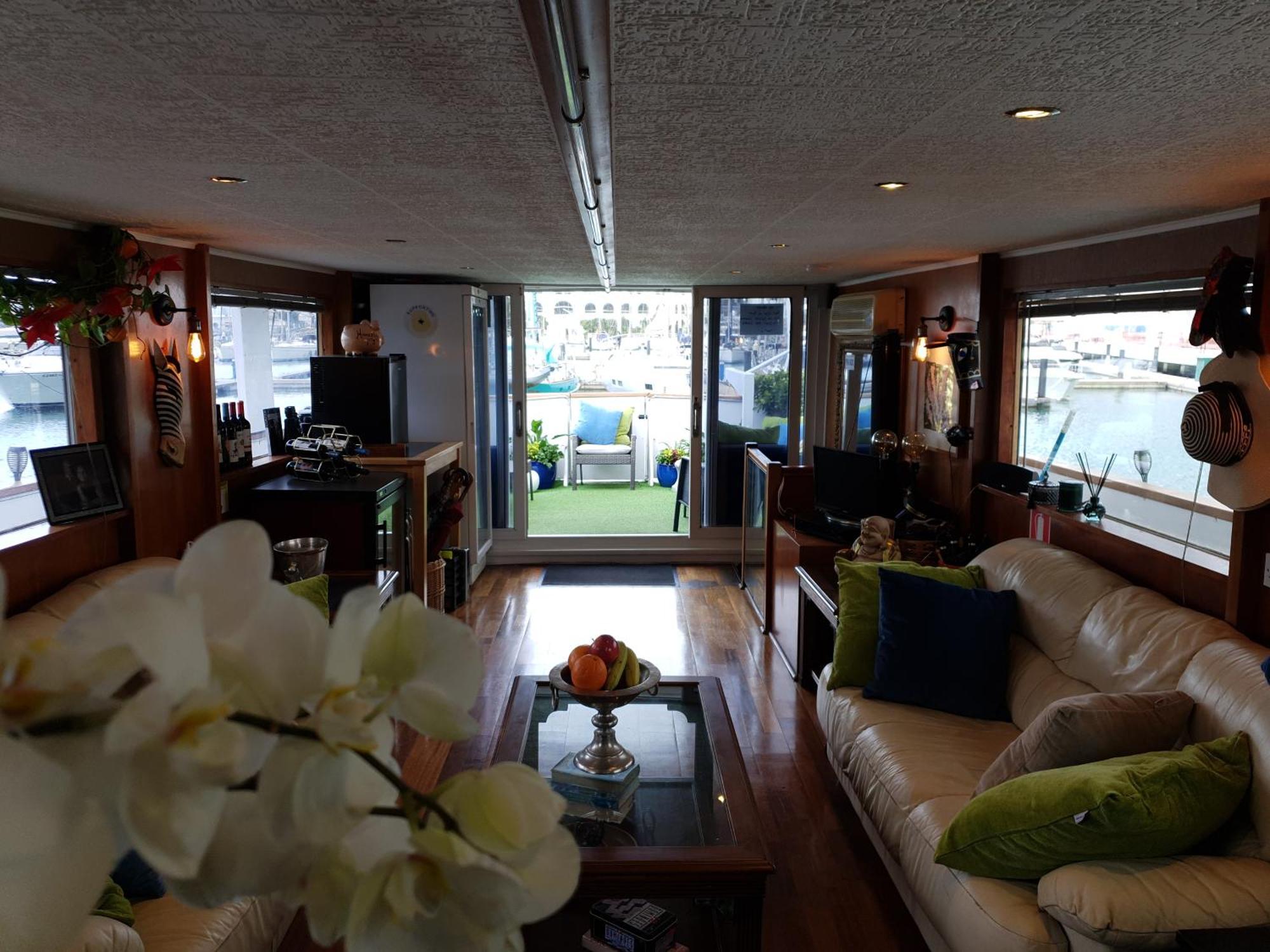 Jasmine Coral Jay Boutique Boatel Ocean Village 지브롤터 객실 사진