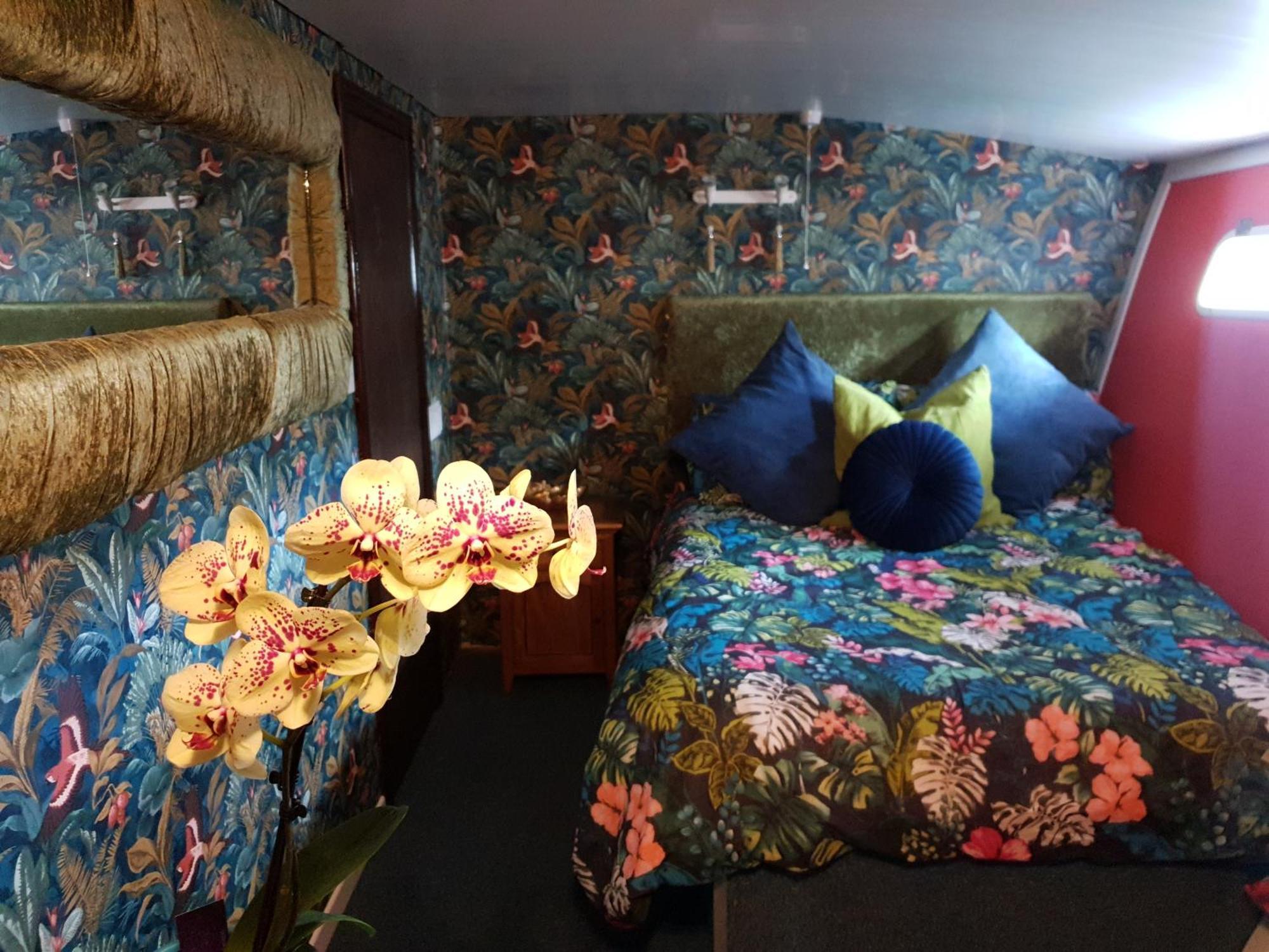 Jasmine Coral Jay Boutique Boatel Ocean Village 지브롤터 객실 사진